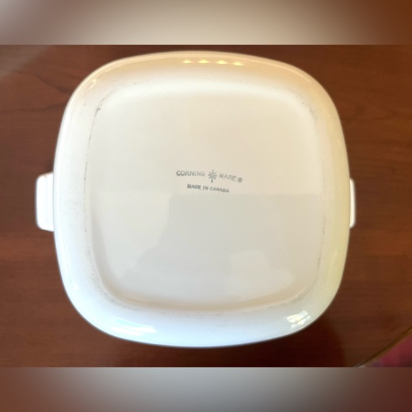 CorningWare Blue CornFlower 2 3/4 Liter 11 cups casserole dish & Pyrex glass lid - Picture 5 of 5
